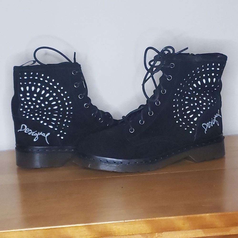 Desigual boots